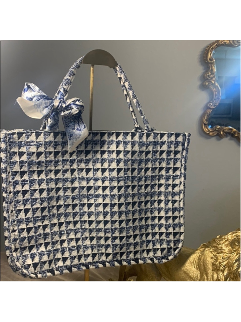 Elegant Blue and White Tote NWOT